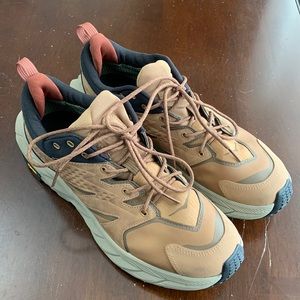 Hoka Anacapa Low GTX Men’s Size 9 Tiger Eye Hiking Boot Shoe WORN ONCE!